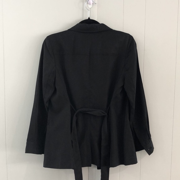 Banana Republic lightweight blazer - Picture 9 of 11